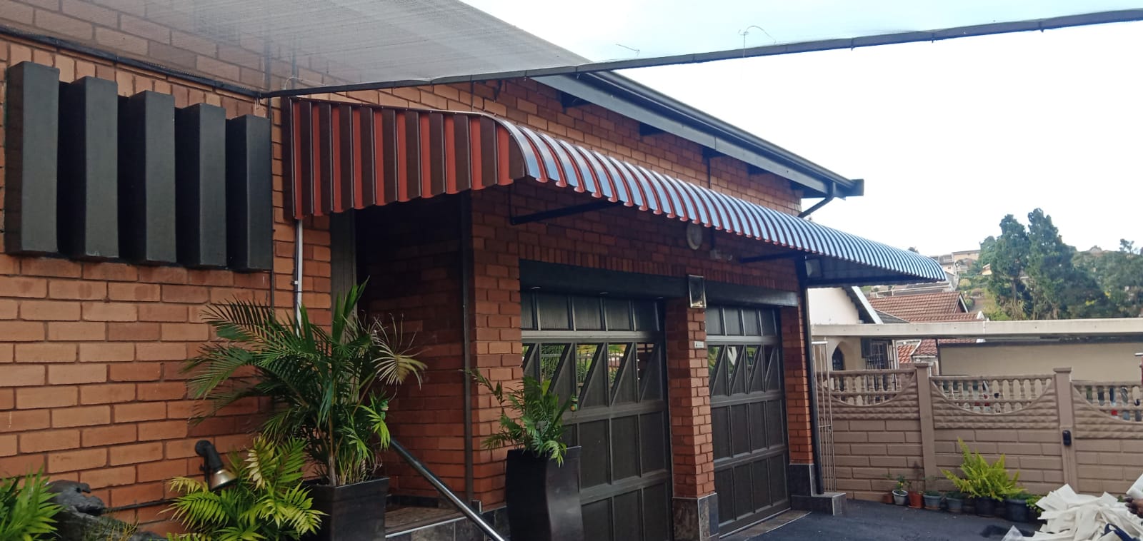 Stylish Canvas & Aluminium Awnings installed