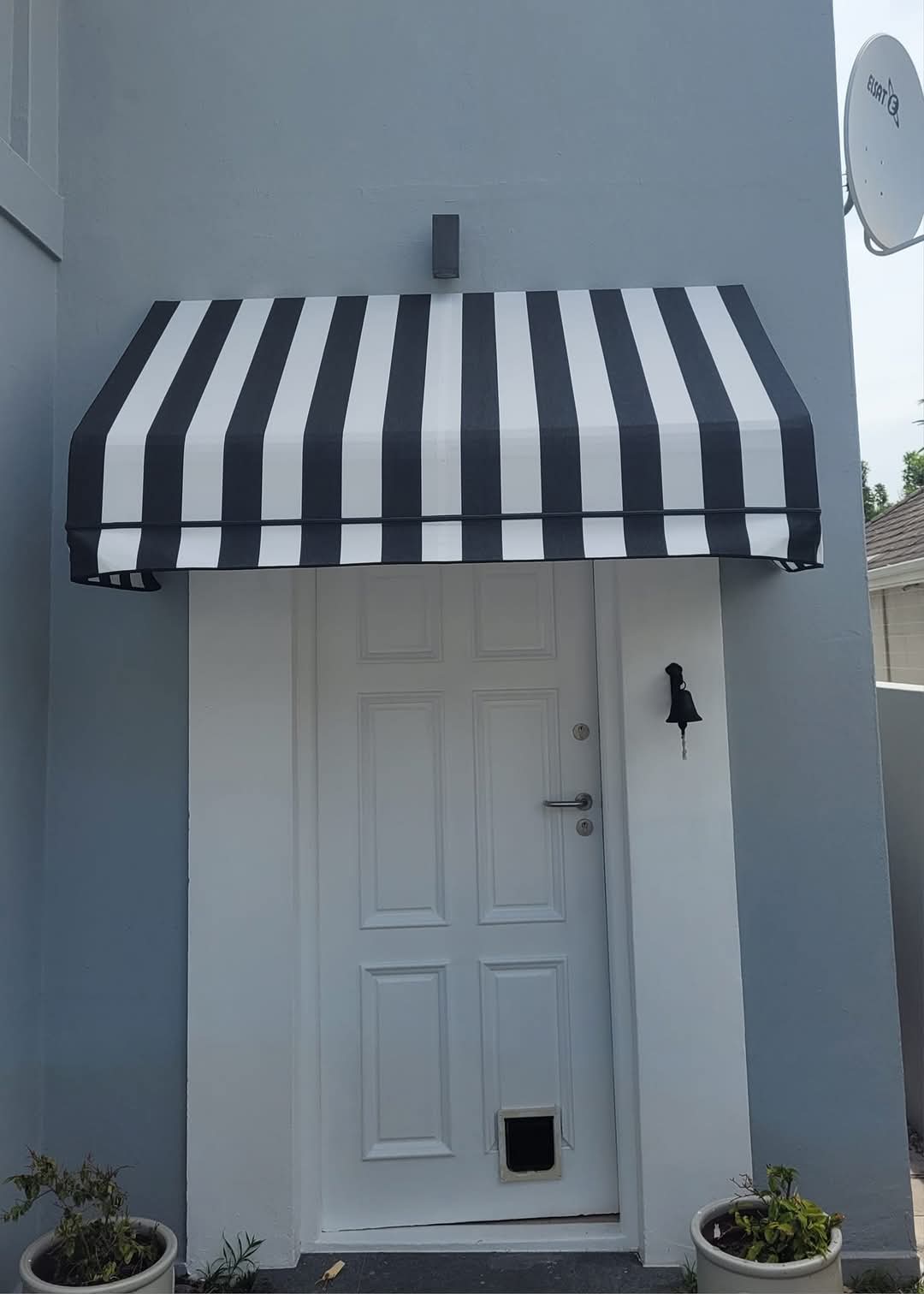 Modern Aluminium & Canvas Awnings on windows